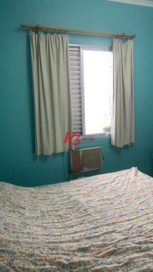 Amplo apartamento no bairro do Itararé, 3 dormitórios sendo 1 suite, dependência de empregada, 1 garagem demarcada, 3 elevador, armários