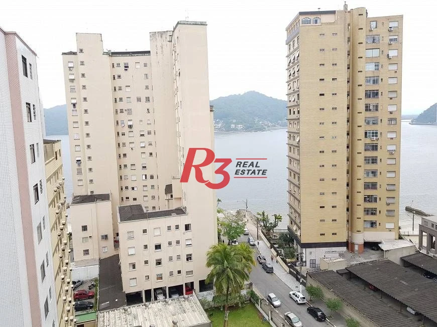 Amplo apartamento no bairro do Itararé, 3 dormitórios sendo 1 suite, dependência de empregada, 1 garagem demarcada, 3 elevador, armários