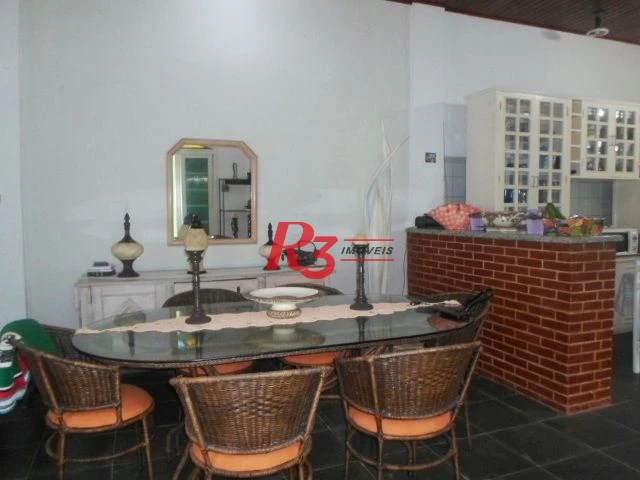Sobrado com 04 Suítes à venda, 250 m²  - Balneário Flórida - Praia Grande/SP
