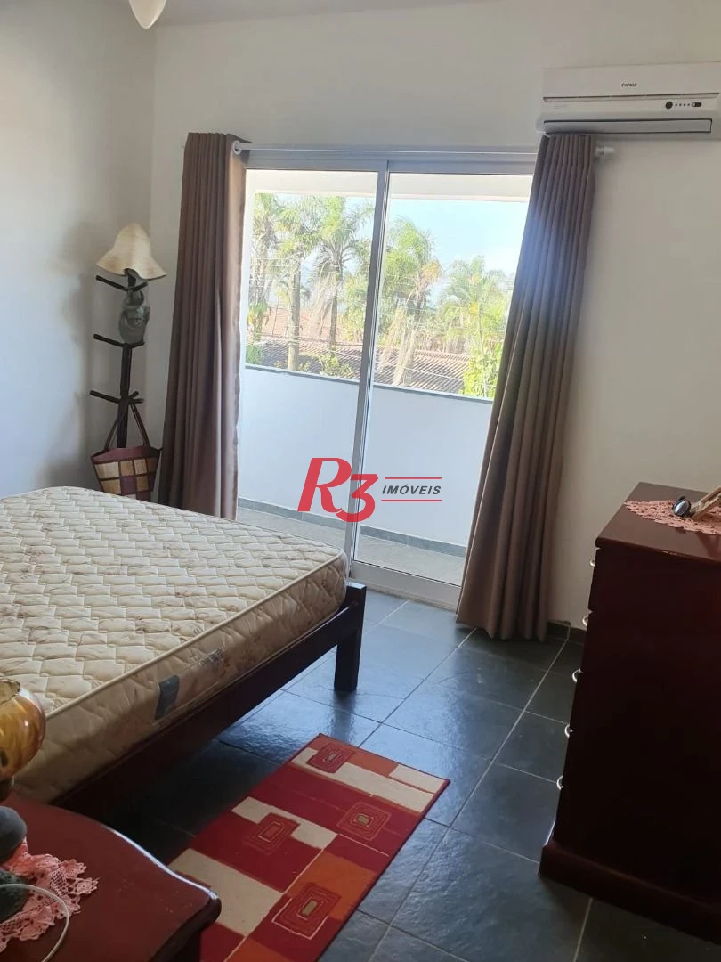 Sobrado com 04 Suítes à venda, 250 m²  - Balneário Flórida - Praia Grande/SP