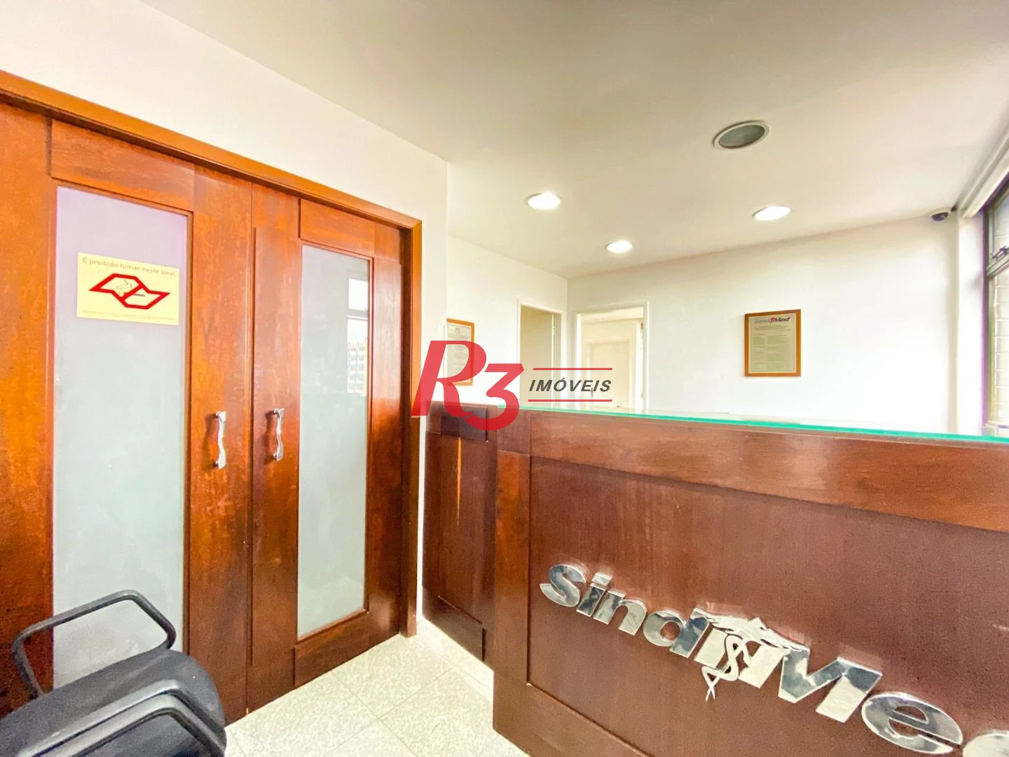 conjunto comercial  na Conselheiro Nébias