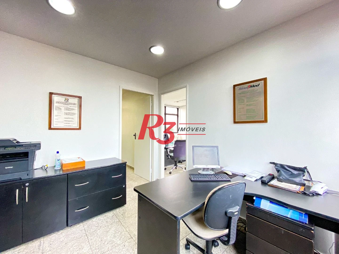 conjunto comercial  na Conselheiro Nébias