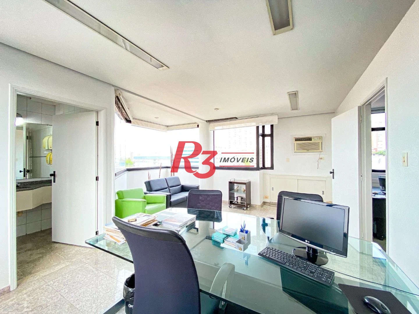 conjunto comercial  na Conselheiro Nébias