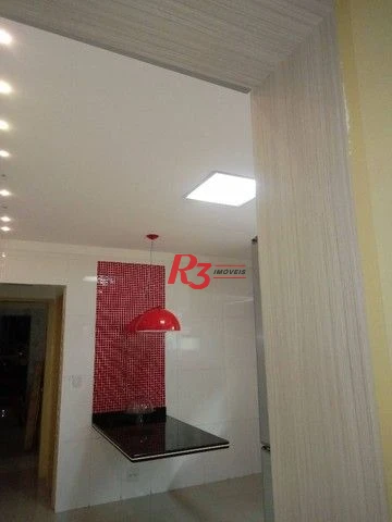 Casa de 3 dormitórios à venda na Vila Voturuá.