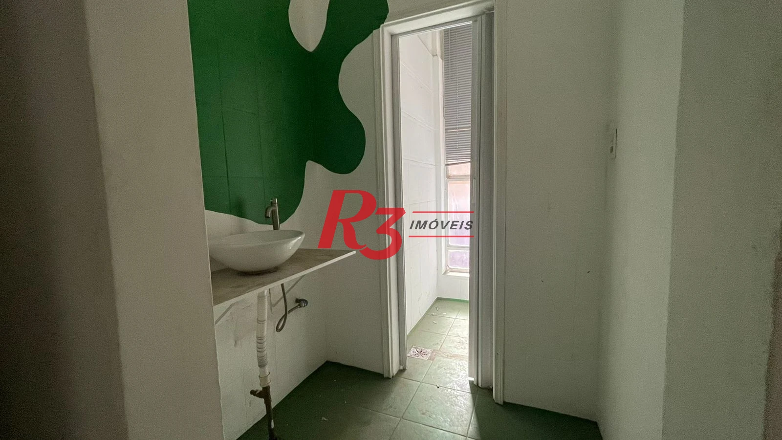 Sala para alugar, 52 m² por R$ 3.000,02/mês - Gonzaga - Santos/SP