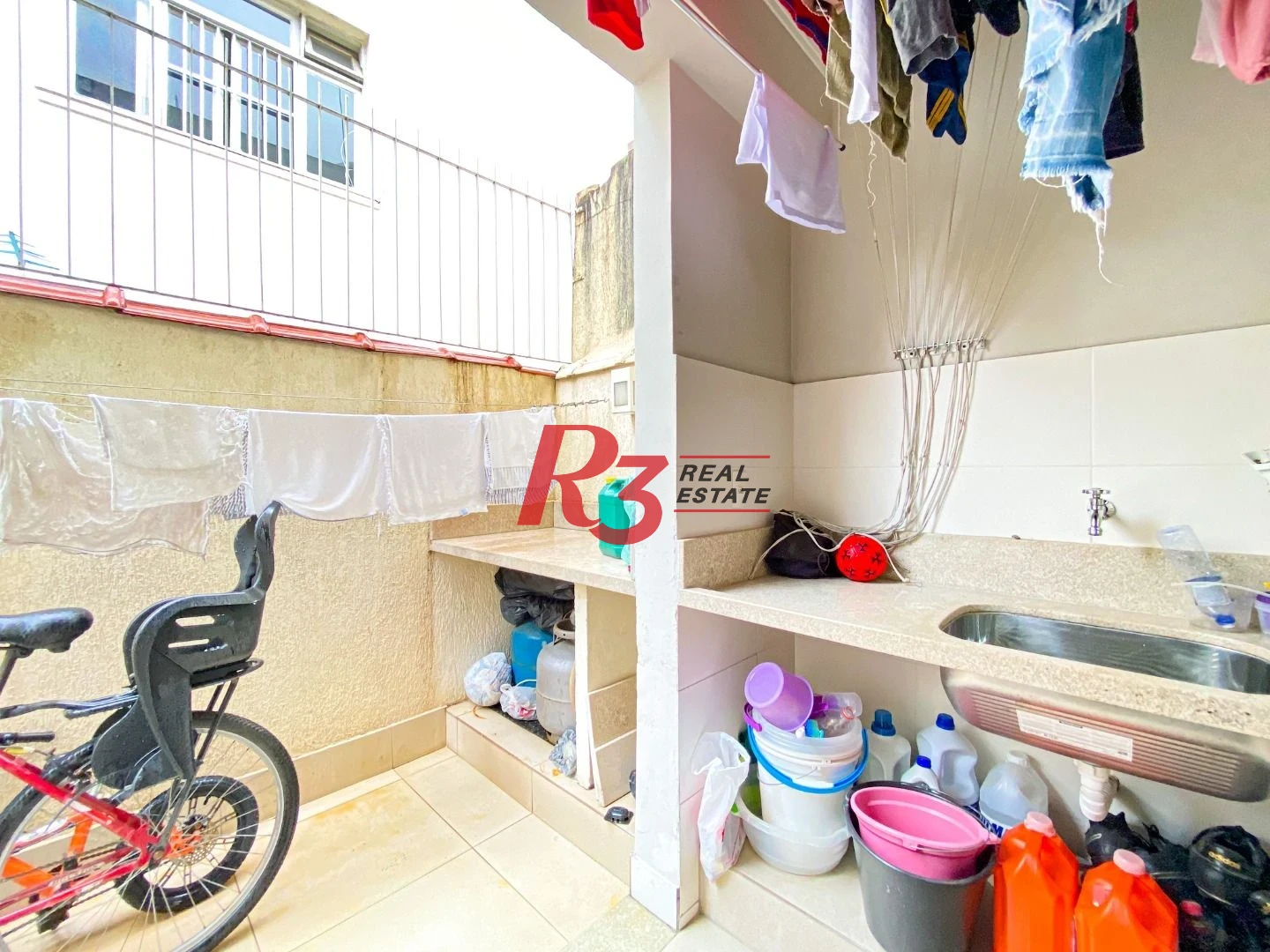 Sobrado com 3 dormitórios à venda, 113 m² - Boqueirão - Santos/SP