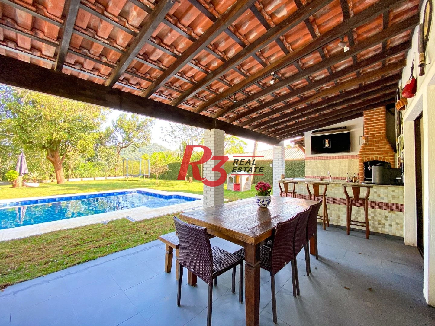 Casa com 4 dormitórios à venda, 473 m² por R$ 1.900.000,00 - Morro dos Barbosas - São Vicente/SP