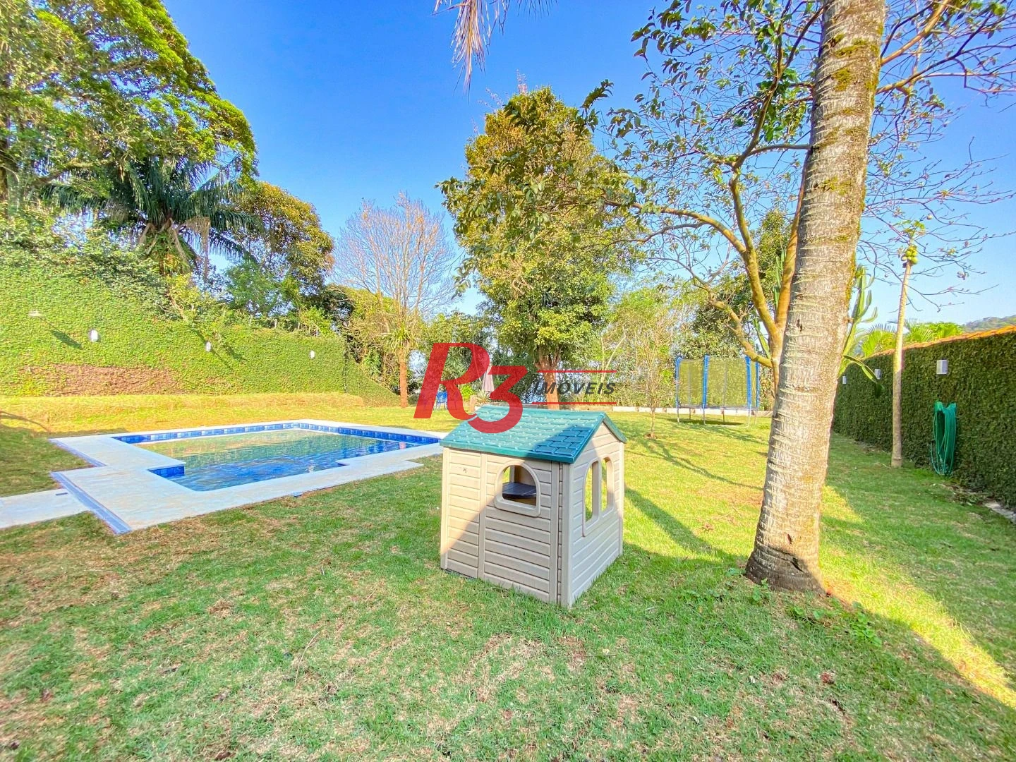 Casa com 4 dormitórios à venda, 473 m² por R$ 1.900.000,00 - Morro dos Barbosas - São Vicente/SP