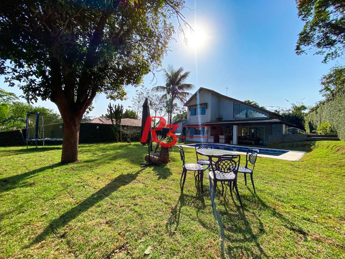Casa com 4 dormitórios à venda, 473 m² por R$ 1.900.000,00 - Morro dos Barbosas - São Vicente/SP