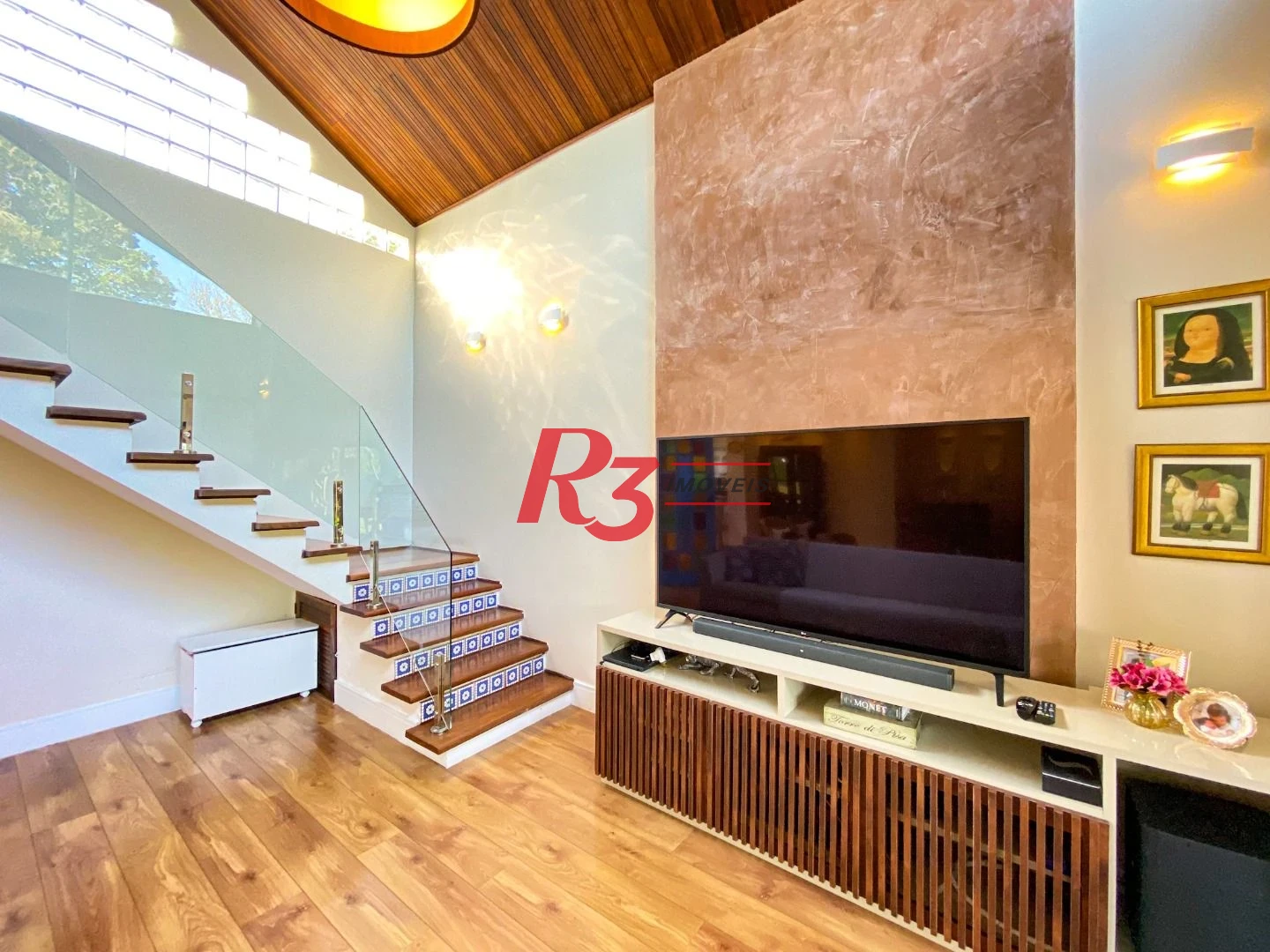 Casa com 4 dormitórios à venda, 473 m² por R$ 1.900.000,00 - Morro dos Barbosas - São Vicente/SP
