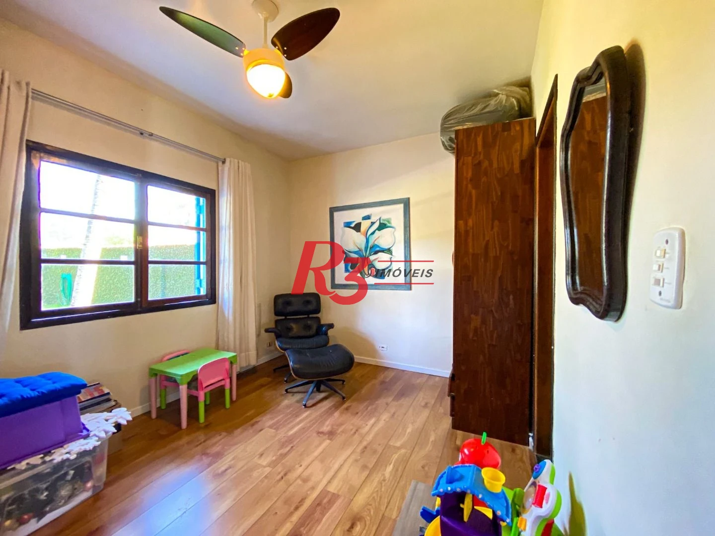 Casa com 4 dormitórios à venda, 473 m² por R$ 1.900.000,00 - Morro dos Barbosas - São Vicente/SP
