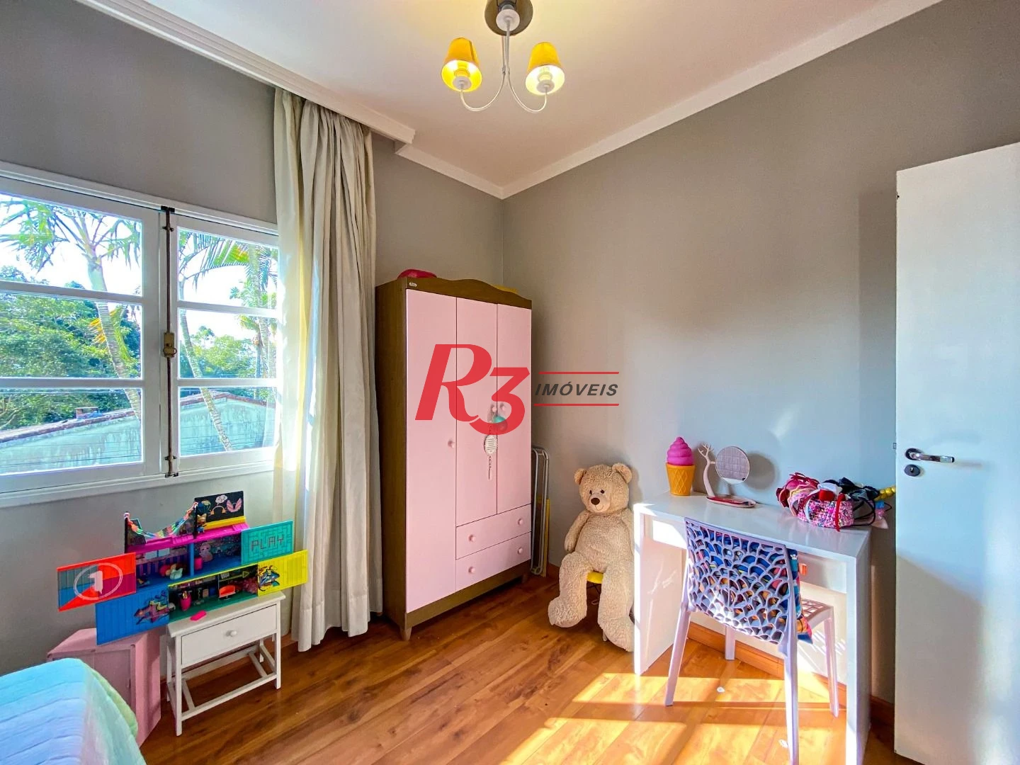 Casa com 4 dormitórios à venda, 473 m² por R$ 1.900.000,00 - Morro dos Barbosas - São Vicente/SP