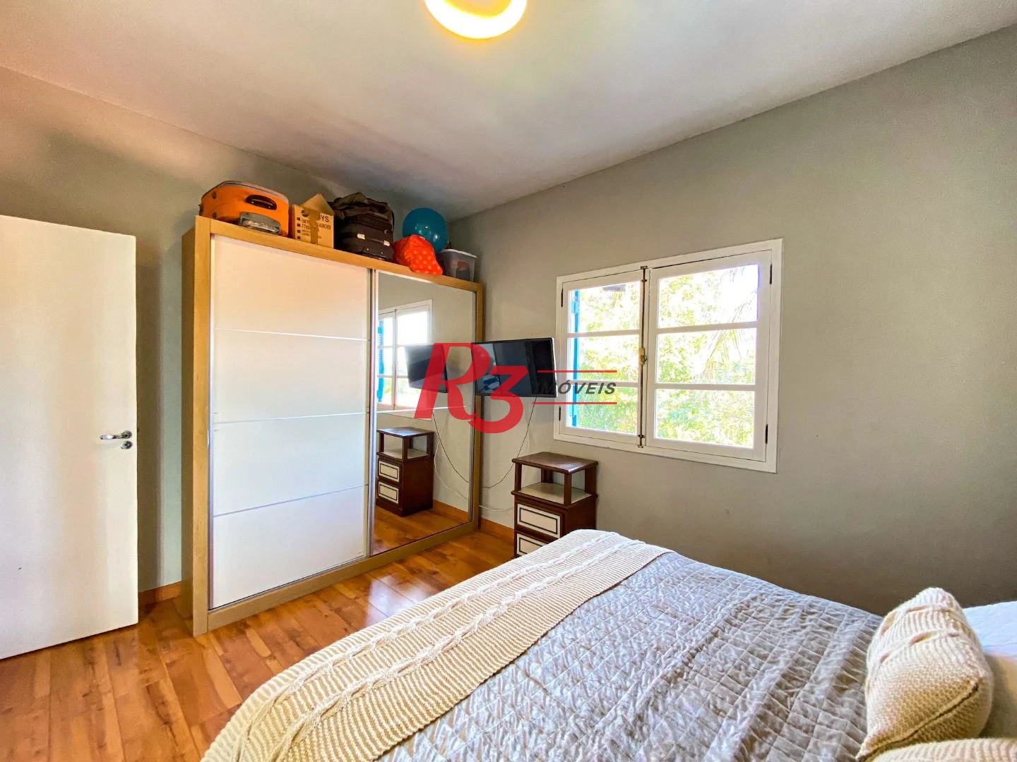 Casa com 4 dormitórios à venda, 473 m² por R$ 1.900.000,00 - Morro dos Barbosas - São Vicente/SP