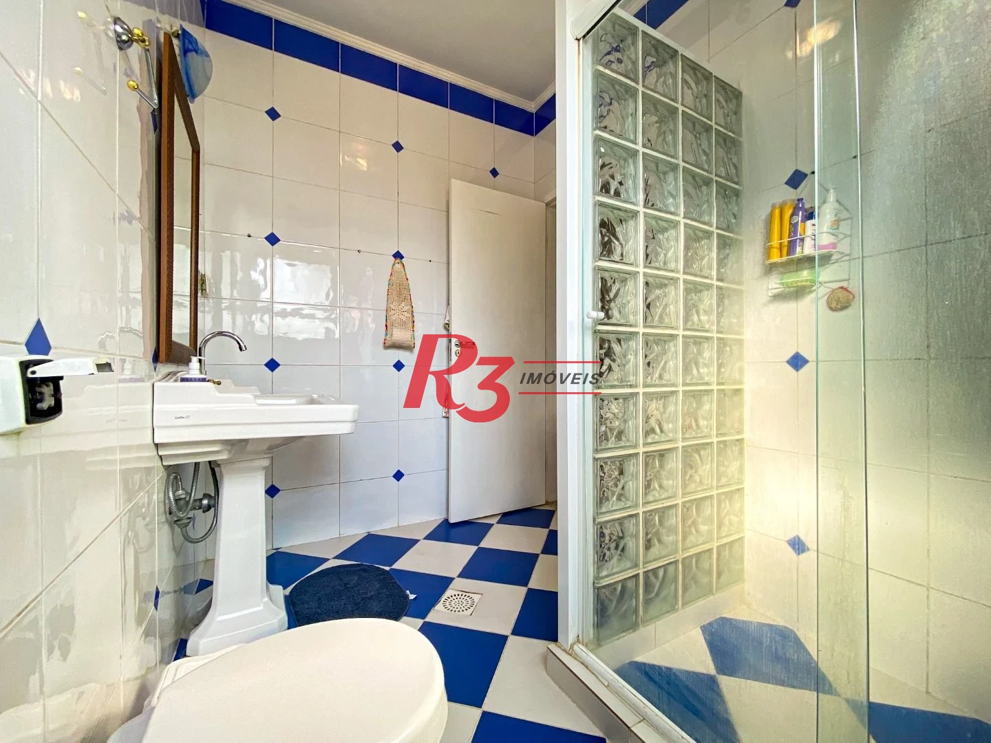 Casa com 4 dormitórios à venda, 473 m² por R$ 1.900.000,00 - Morro dos Barbosas - São Vicente/SP