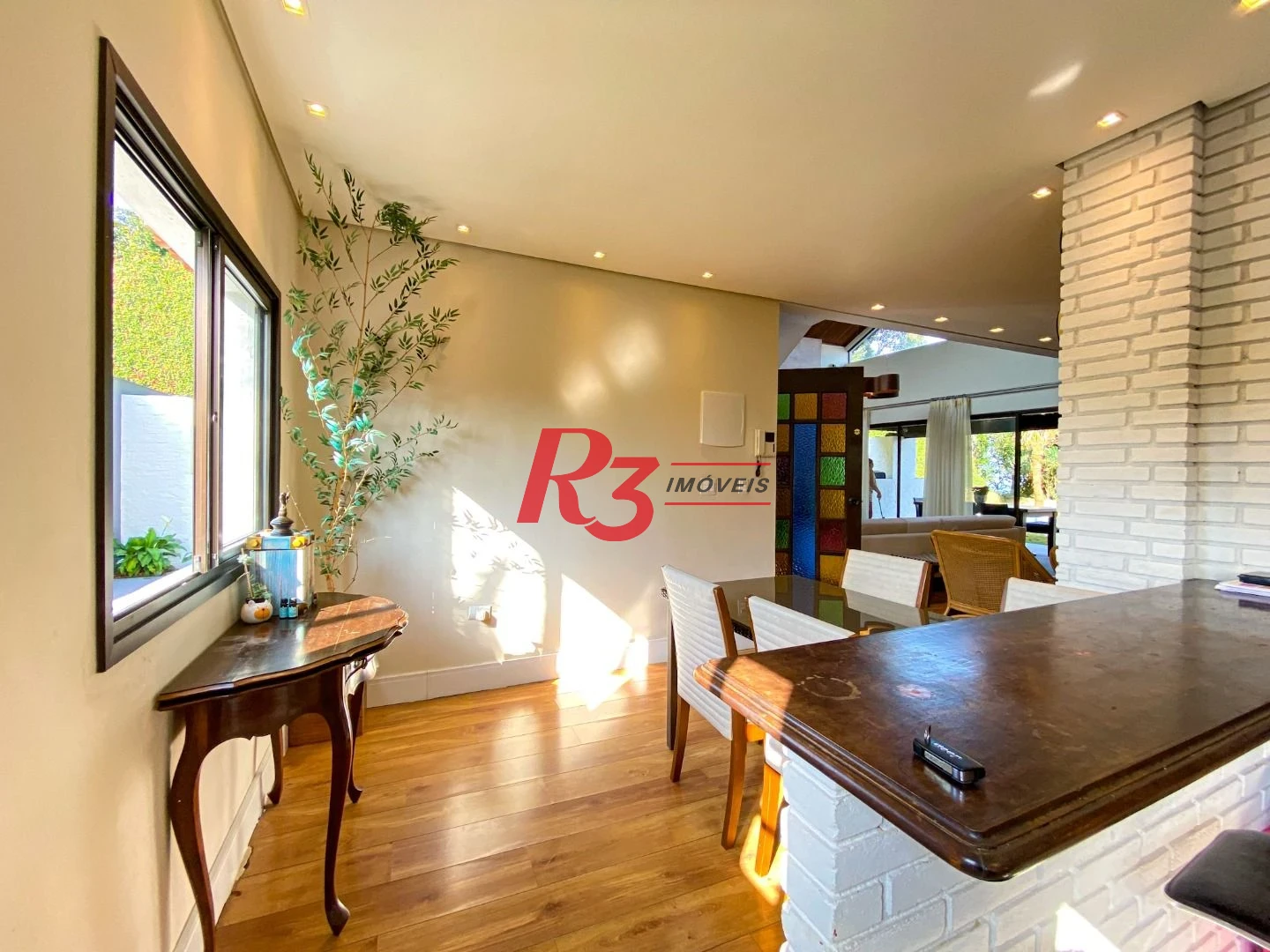 Casa com 4 dormitórios à venda, 473 m² por R$ 1.900.000,00 - Morro dos Barbosas - São Vicente/SP