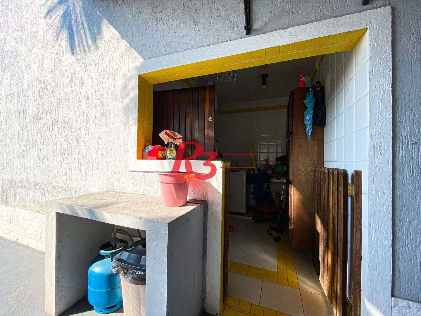 Casa com 4 dormitórios à venda, 473 m² por R$ 1.900.000,00 - Morro dos Barbosas - São Vicente/SP