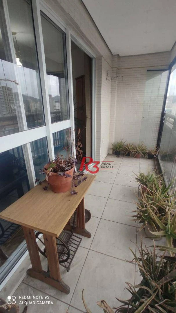 Apartamento com 3 dormitórios à venda, 136 m² por R$ 875.000,00 - Gonzaga - Santos/SP