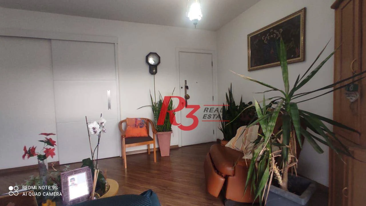 Apartamento com 3 dormitórios à venda, 136 m² por R$ 875.000,00 - Gonzaga - Santos/SP