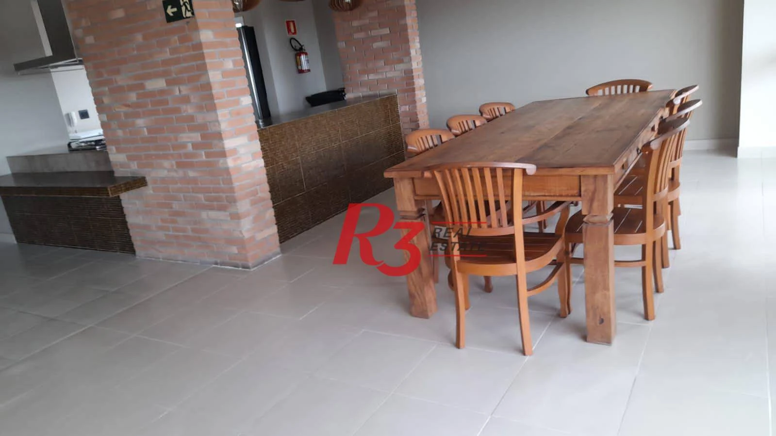 Apartamento com 3 dormitórios à venda, 136 m² por R$ 875.000,00 - Gonzaga - Santos/SP