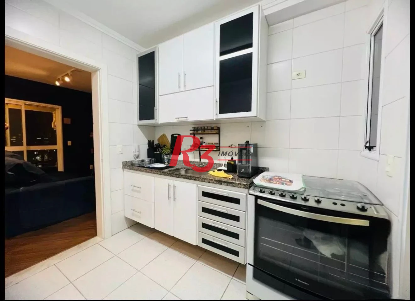 Apartamento com 3 dormitórios à venda, 96 m² por R$ 875.000,00 - Gonzaga - Santos/SP