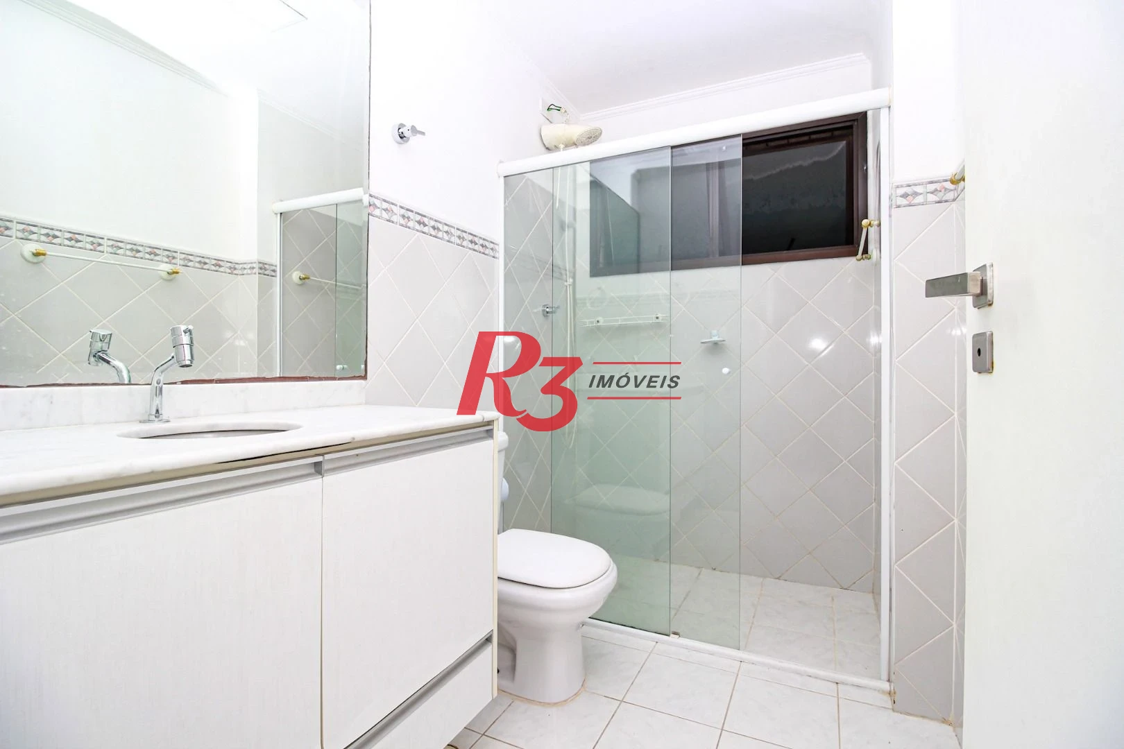 Apartamento com 3 dormitórios para alugar, 158 m² por R$ 8.000,00/mês - Embaré - Santos/SP