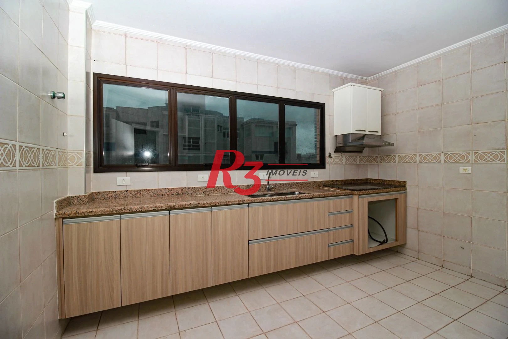 Apartamento com 3 dormitórios para alugar, 158 m² por R$ 8.000,00/mês - Embaré - Santos/SP