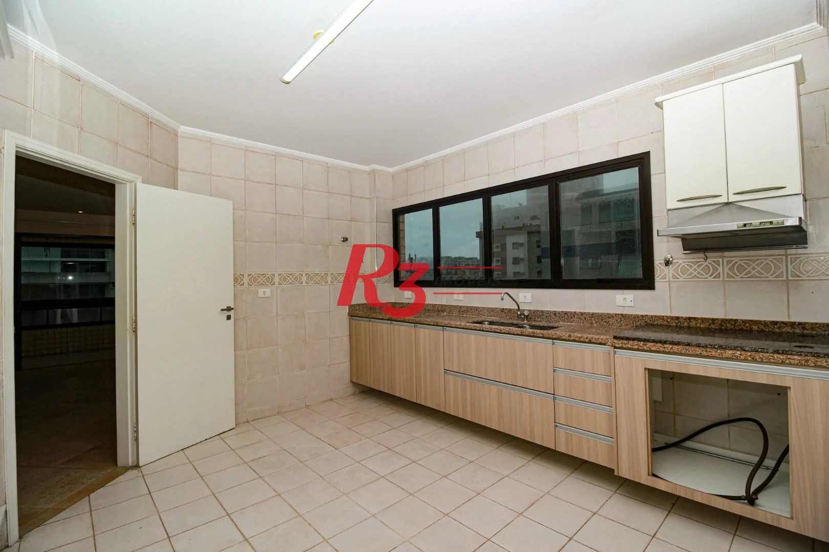 Apartamento com 3 dormitórios para alugar, 158 m² por R$ 8.000,00/mês - Embaré - Santos/SP