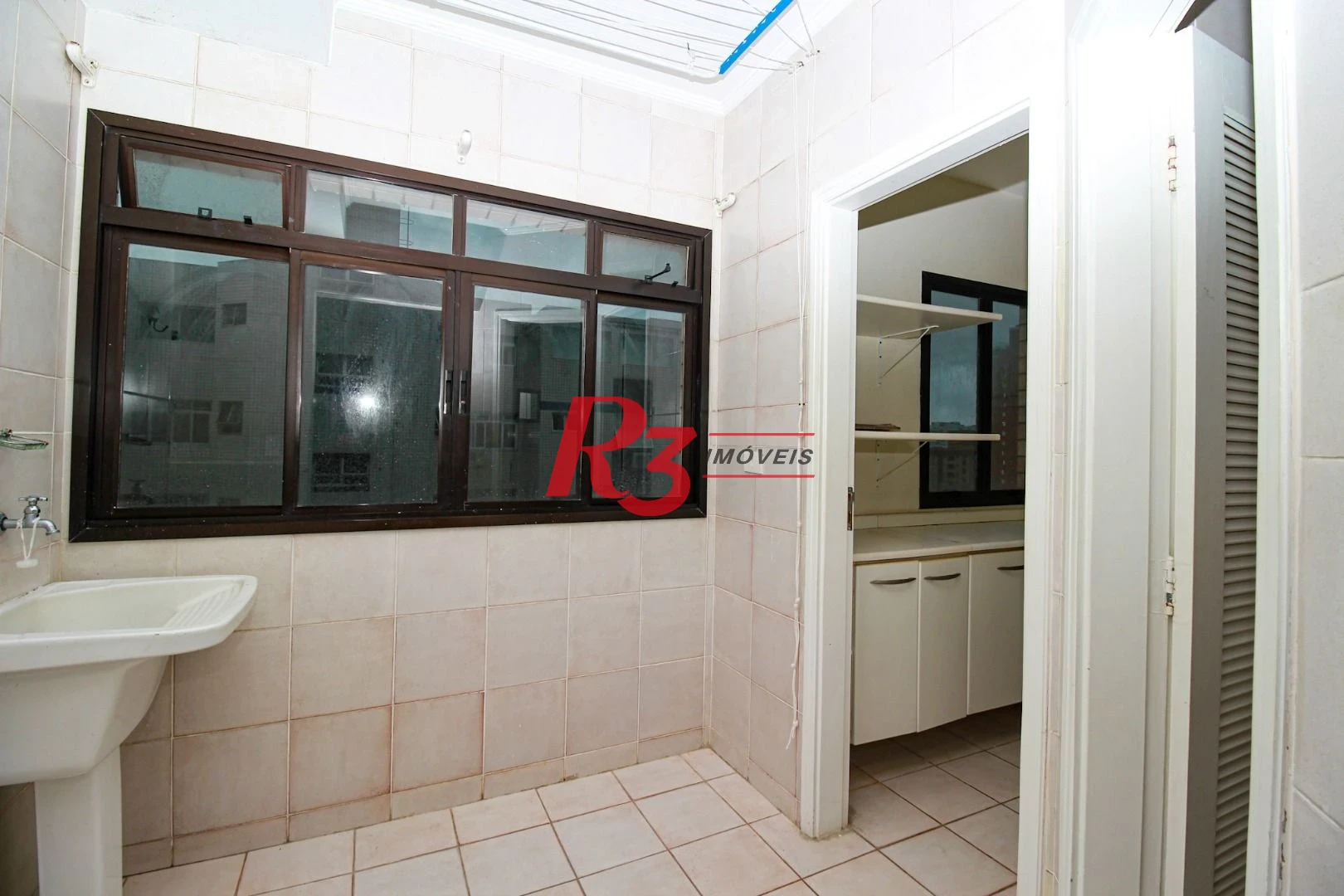 Apartamento com 3 dormitórios para alugar, 158 m² por R$ 8.000,00/mês - Embaré - Santos/SP