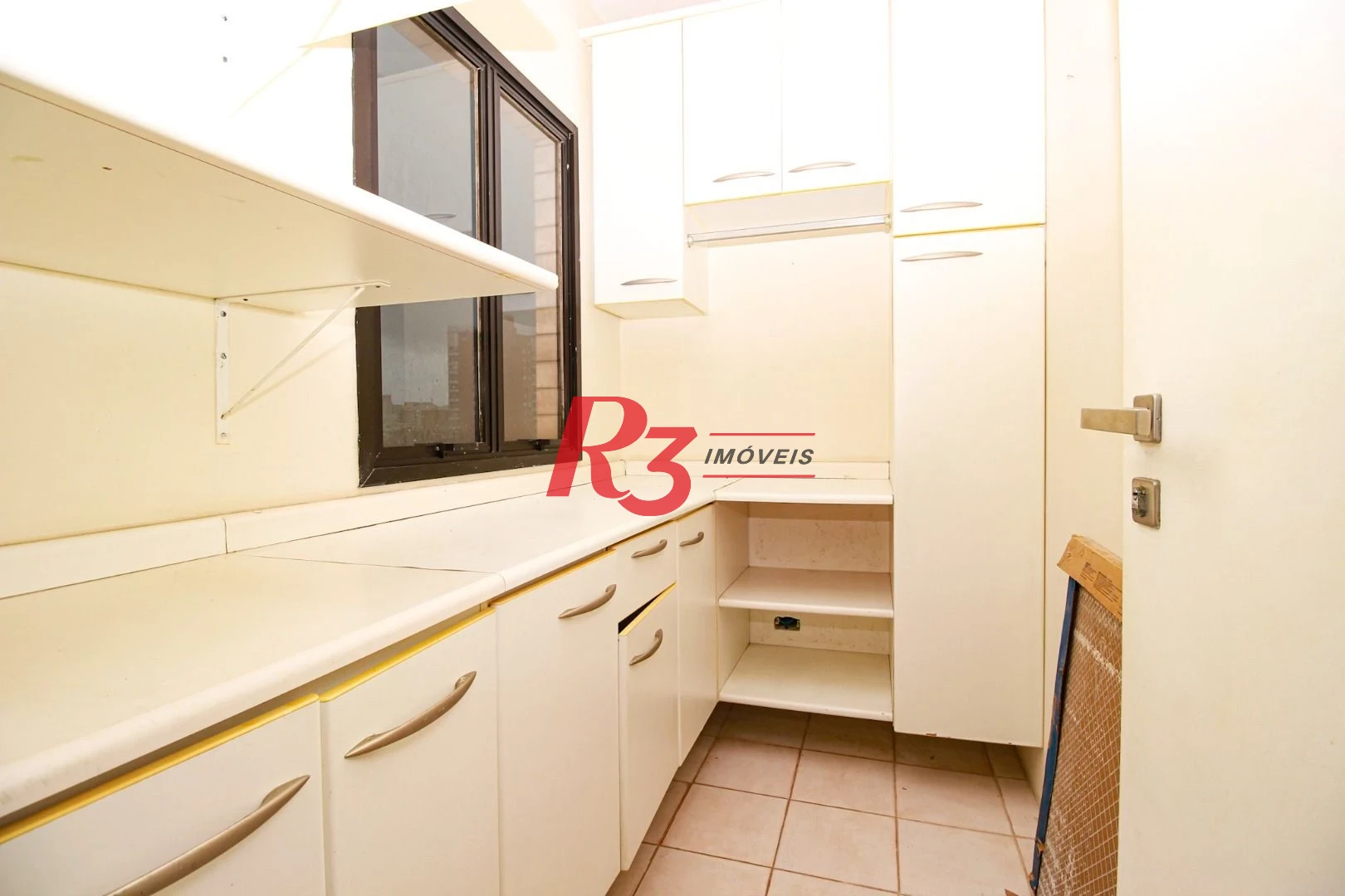 Apartamento com 3 dormitórios para alugar, 158 m² por R$ 8.000,00/mês - Embaré - Santos/SP
