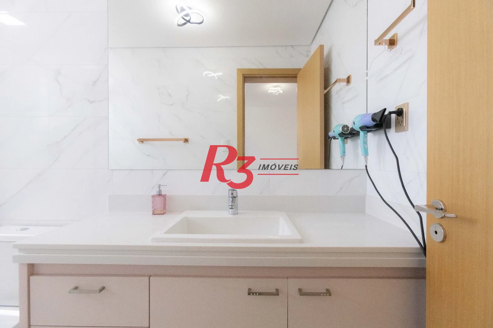 Apartamento com 3 dormitórios para alugar, 166 m² por R$ 16.000,02/mês - Ponta da Praia - Santos/SP