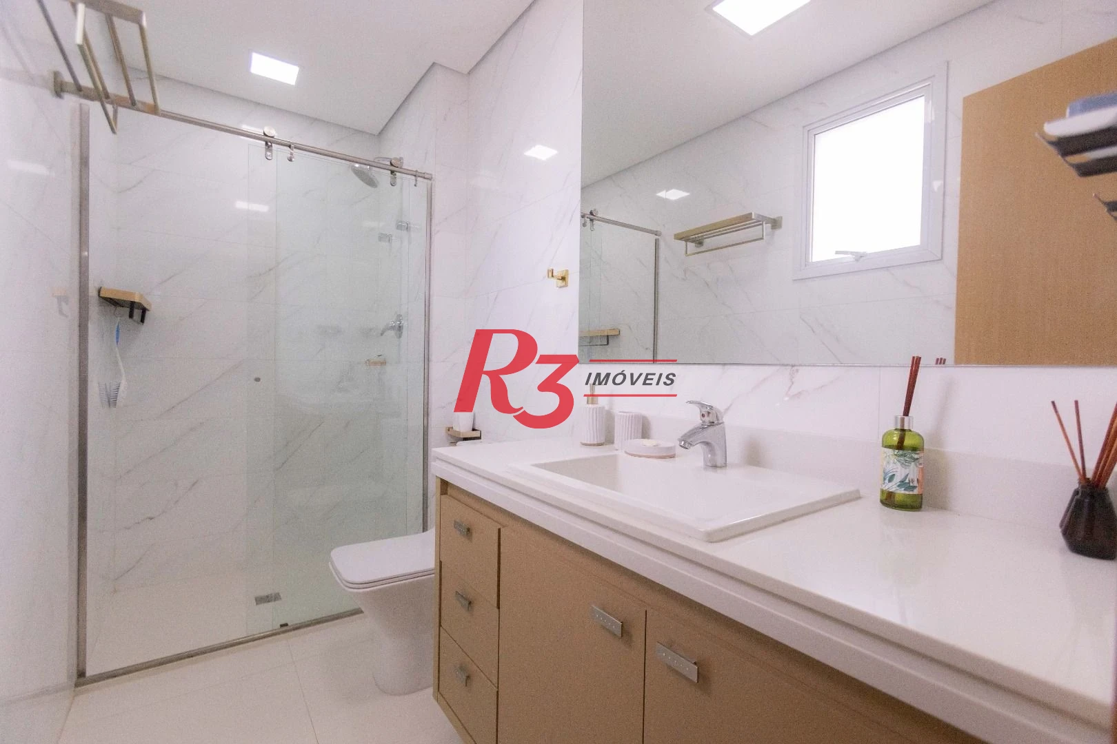 Apartamento com 3 dormitórios para alugar, 166 m² por R$ 16.000,02/mês - Ponta da Praia - Santos/SP