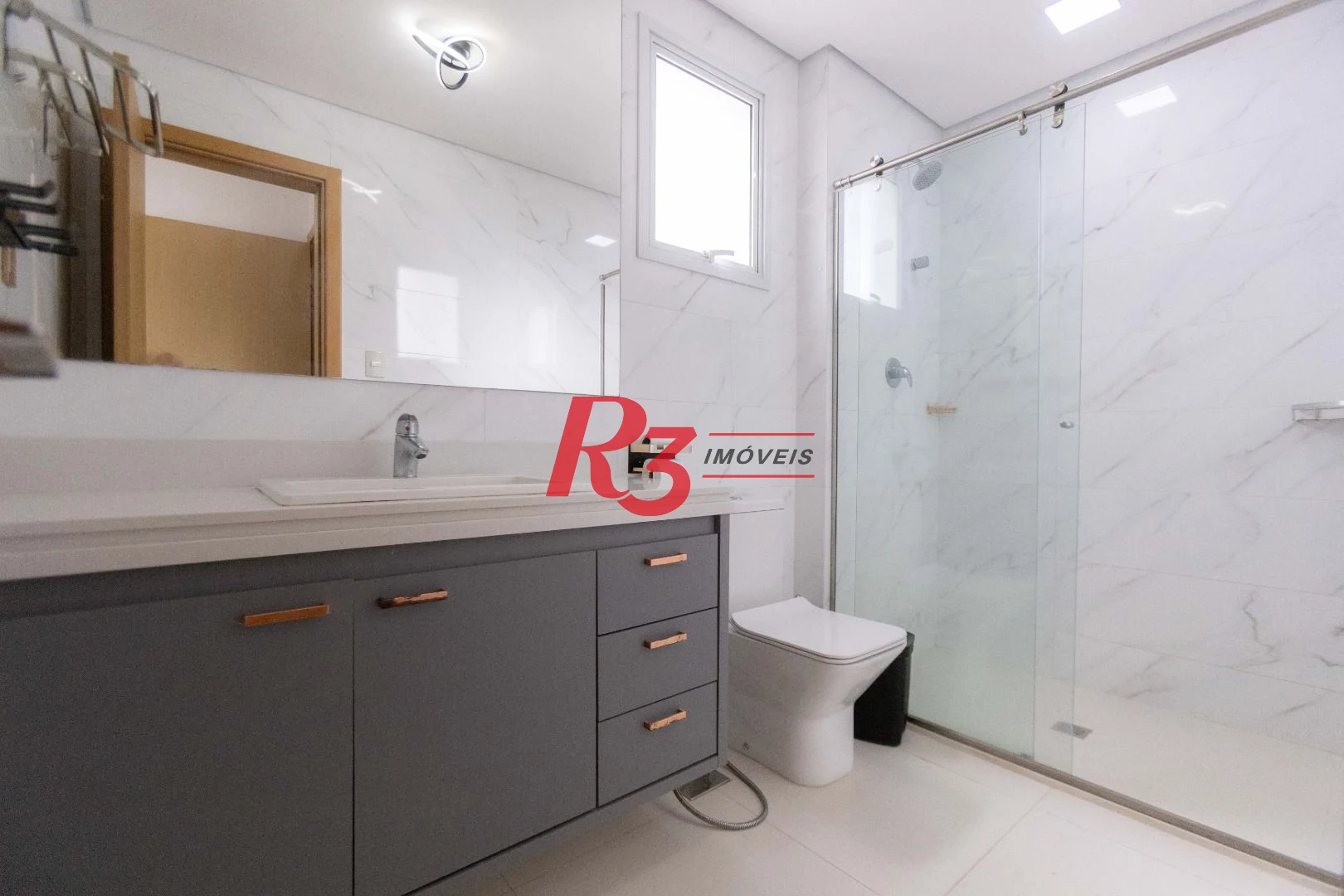 Apartamento com 3 dormitórios para alugar, 166 m² por R$ 16.000,02/mês - Ponta da Praia - Santos/SP