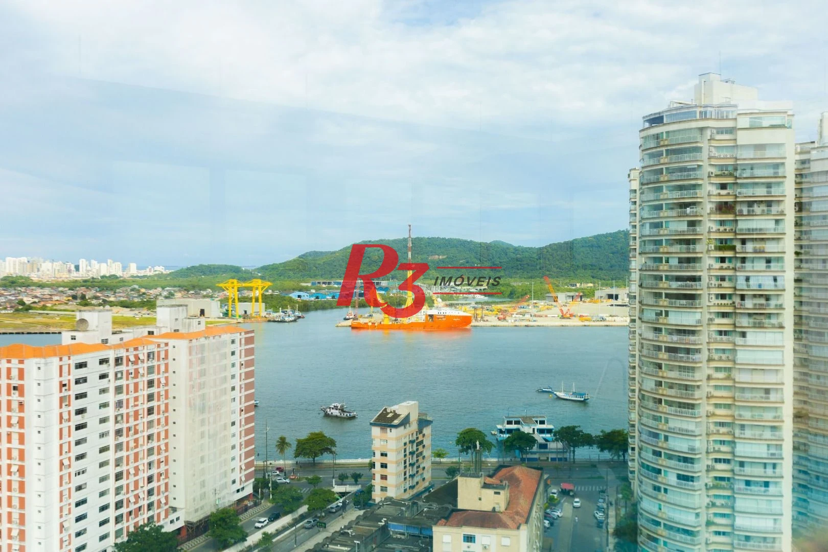 Apartamento com 3 dormitórios para alugar, 166 m² por R$ 16.000,02/mês - Ponta da Praia - Santos/SP