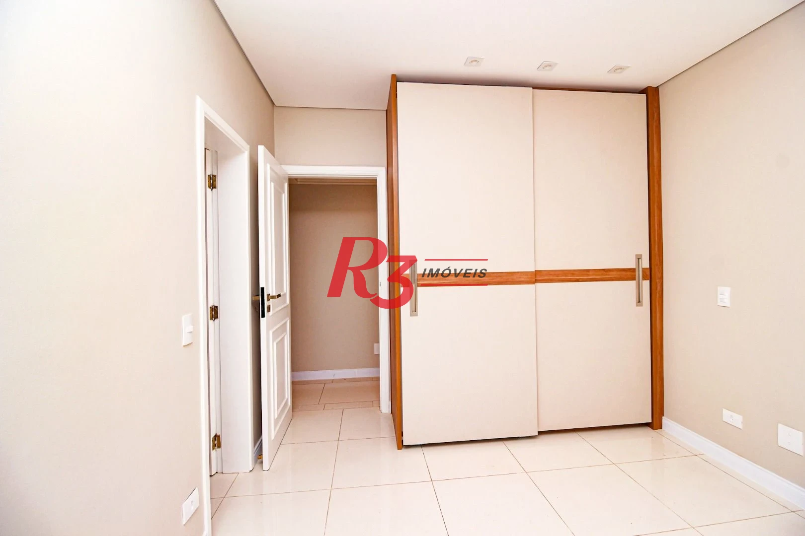 Apartamento com 3 dormitórios à venda, 204 m² - Boqueirão - Santos/SP