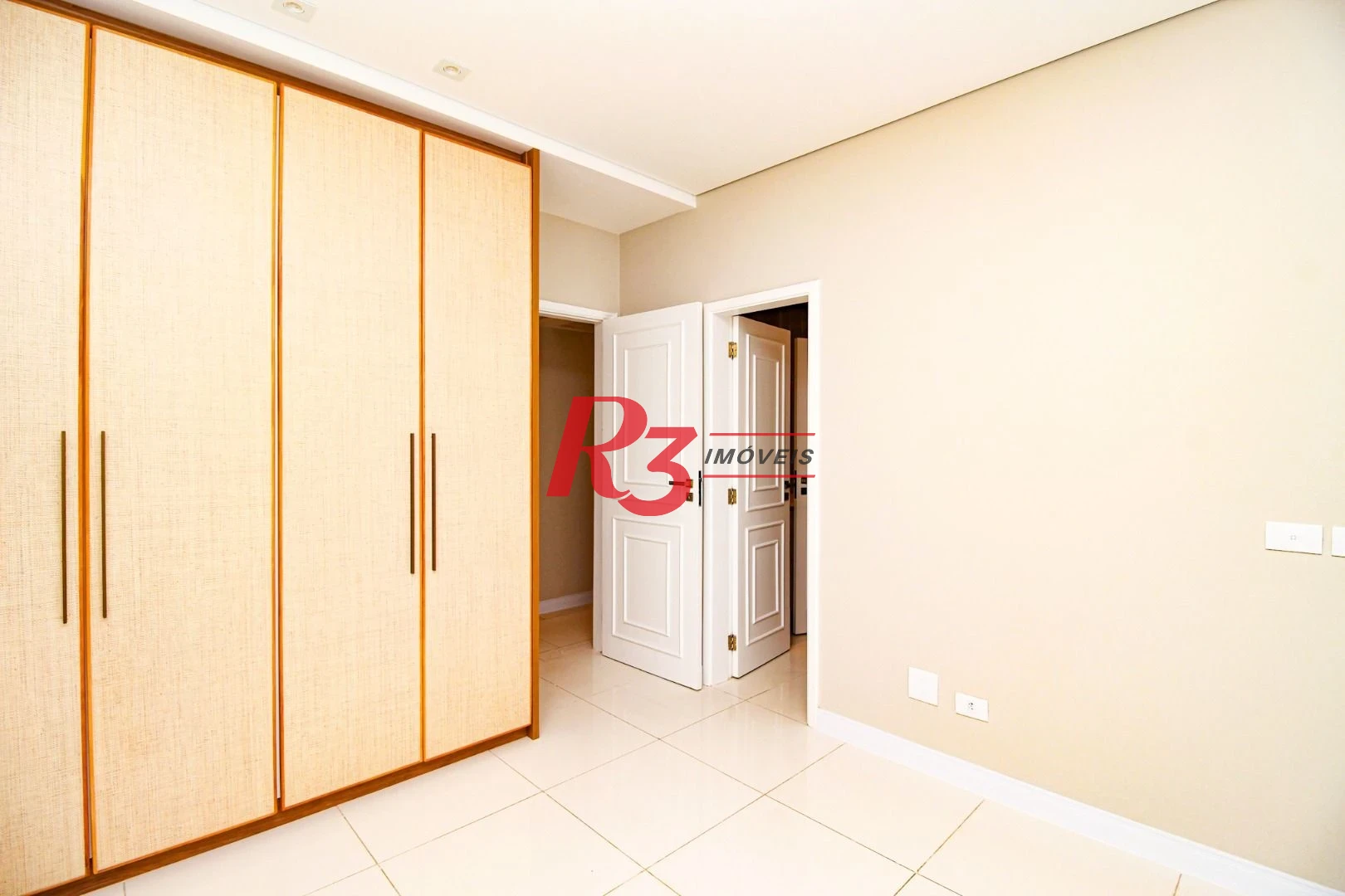 Apartamento com 3 dormitórios à venda, 204 m² - Boqueirão - Santos/SP