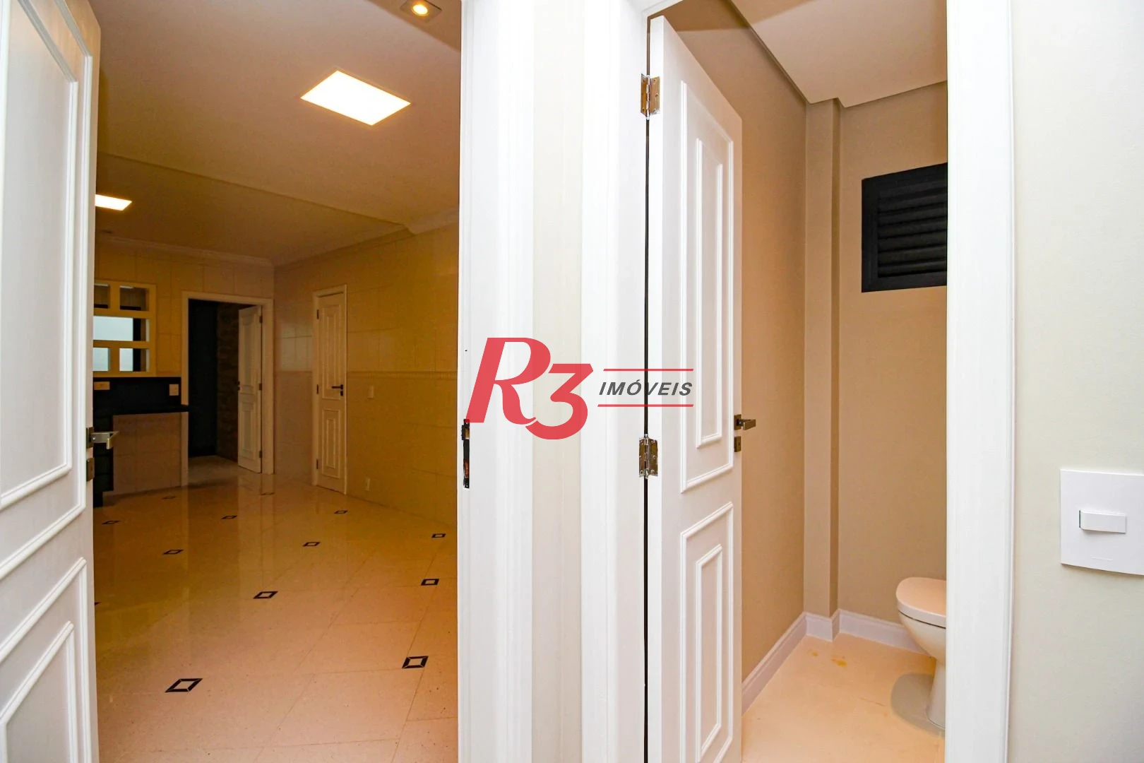 Apartamento com 3 dormitórios à venda, 204 m² - Boqueirão - Santos/SP