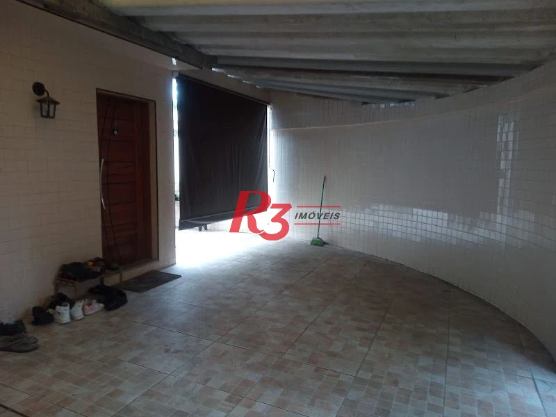Sobrado com 3 dormitórios à venda, 192 m² - Catiapoã - São Vicente/SP