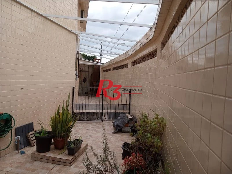 Sobrado com 3 dormitórios à venda, 192 m² - Catiapoã - São Vicente/SP
