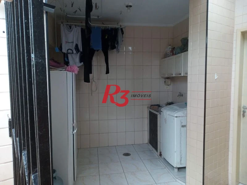 Sobrado com 3 dormitórios à venda, 192 m² - Catiapoã - São Vicente/SP