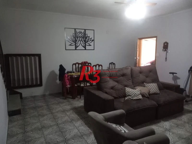 Sobrado com 3 dormitórios à venda, 192 m² - Catiapoã - São Vicente/SP