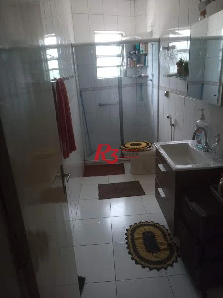 Sobrado com 3 dormitórios à venda, 192 m² - Catiapoã - São Vicente/SP