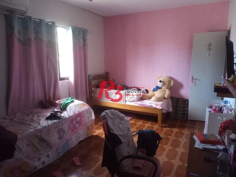 Sobrado com 3 dormitórios à venda, 192 m² - Catiapoã - São Vicente/SP