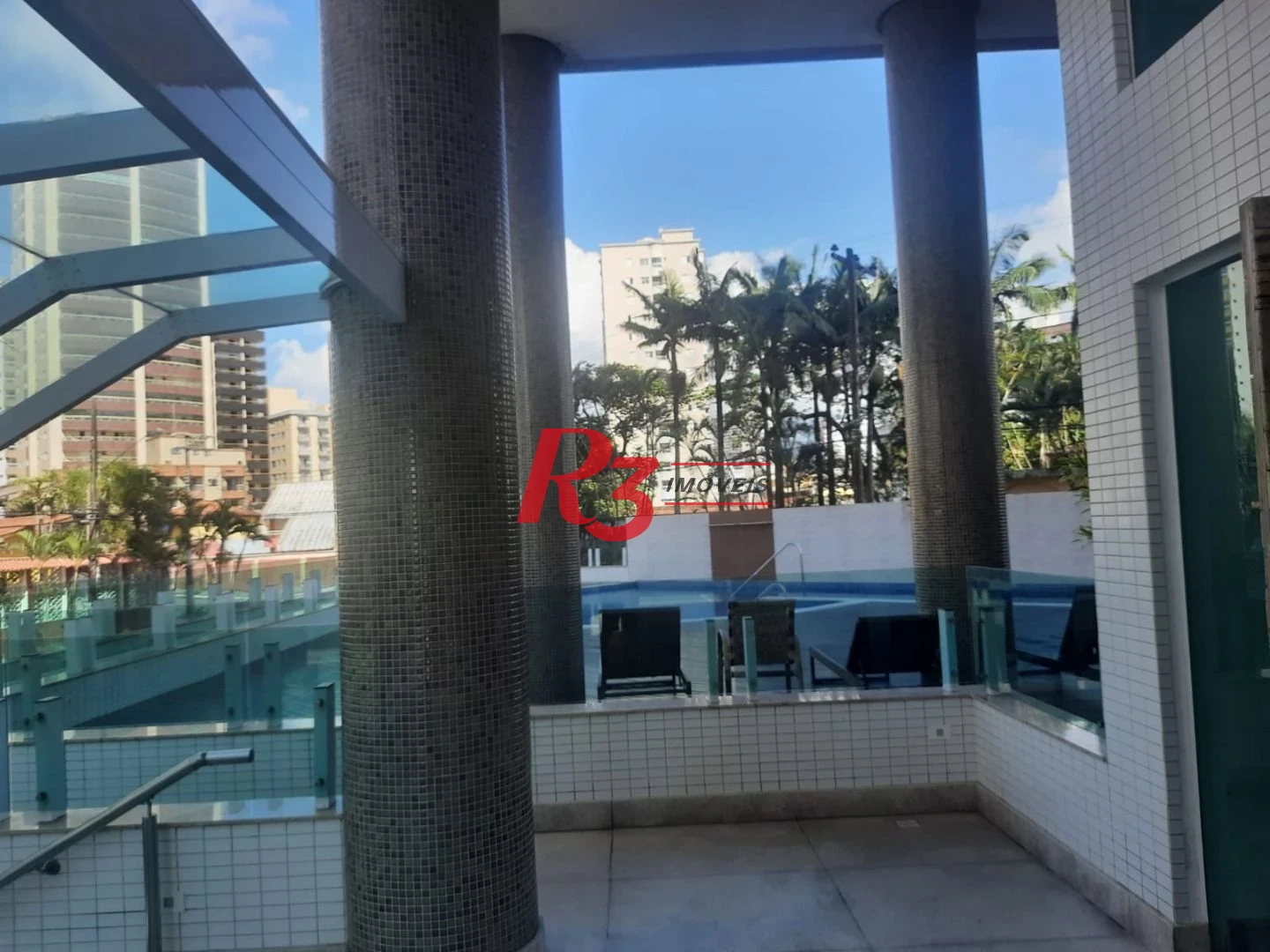Apartamento com 3 dormitórios à venda, 170 m² por R$ 905.000,00 - Caiçara - Praia Grande/SP