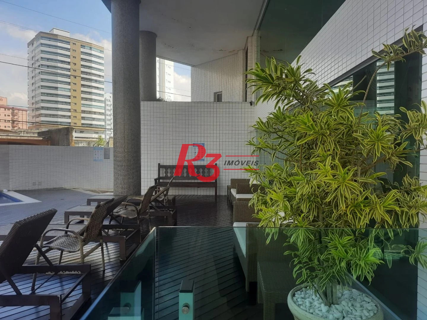 Apartamento com 3 dormitórios à venda, 170 m² por R$ 905.000,00 - Caiçara - Praia Grande/SP