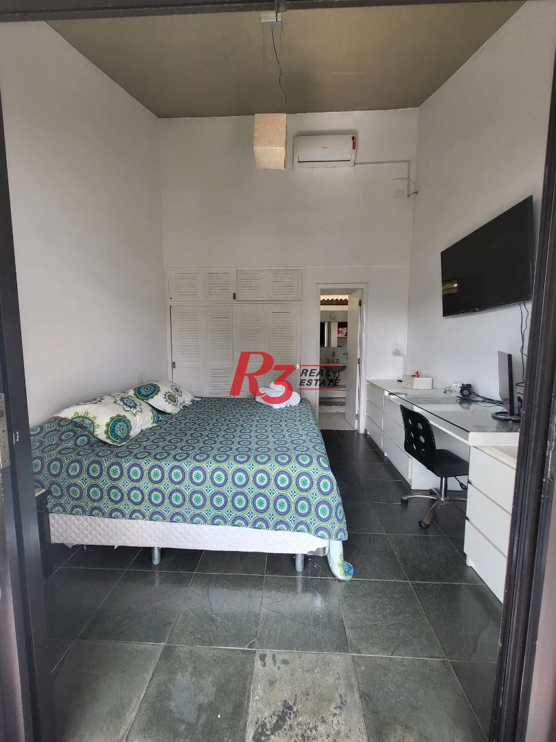 Sobrado com 6 dormitórios à venda, 263 m² - Jardim Virginia - Guarujá/SP