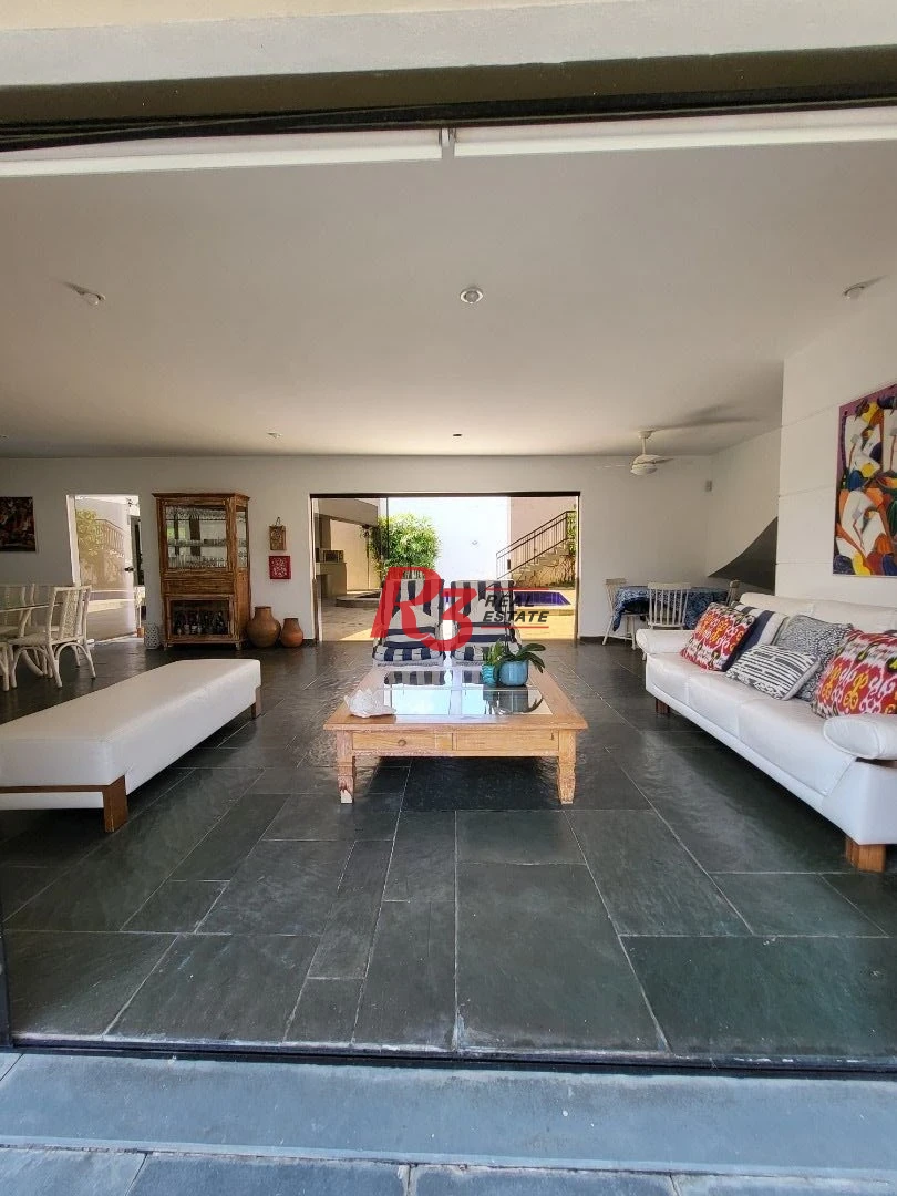 Sobrado com 6 dormitórios à venda, 263 m² - Jardim Virginia - Guarujá/SP