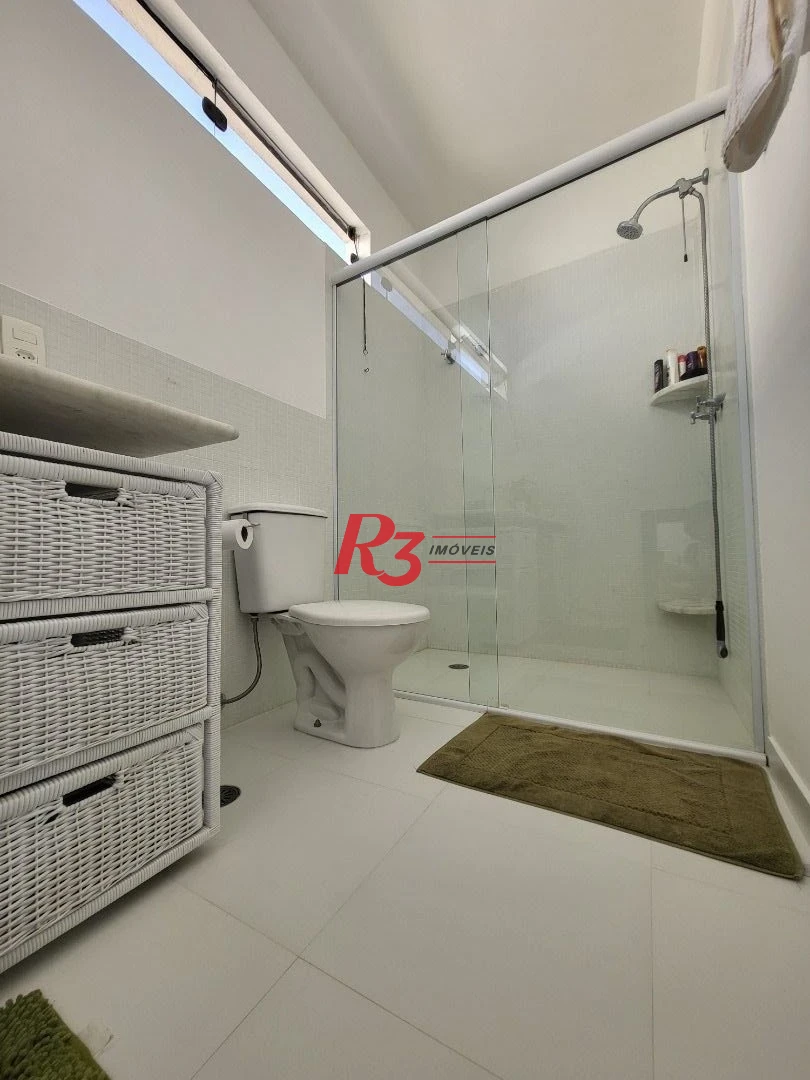 Sobrado com 6 dormitórios à venda, 263 m² - Jardim Virginia - Guarujá/SP