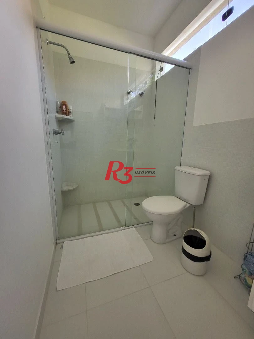 Sobrado com 6 dormitórios à venda, 263 m² - Jardim Virginia - Guarujá/SP