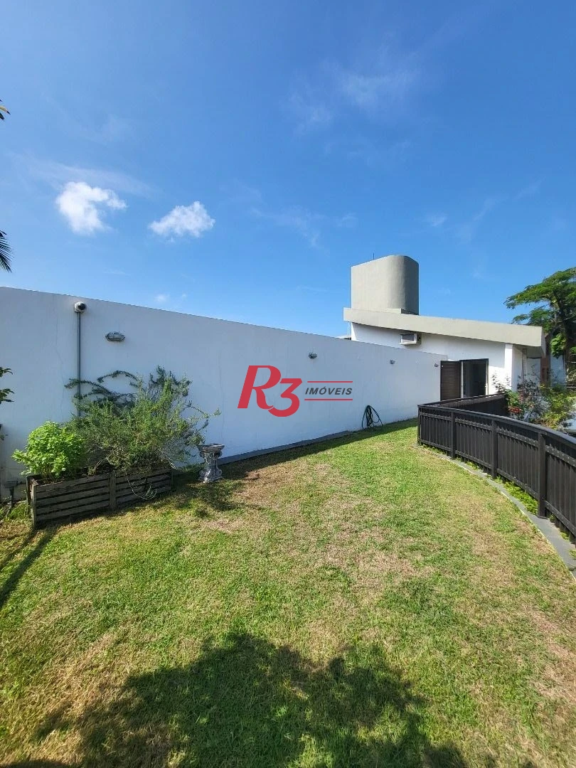Sobrado com 6 dormitórios à venda, 263 m² - Jardim Virginia - Guarujá/SP