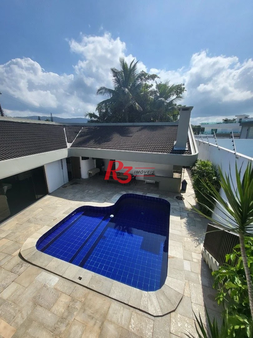 Sobrado com 6 dormitórios à venda, 263 m² - Jardim Virginia - Guarujá/SP